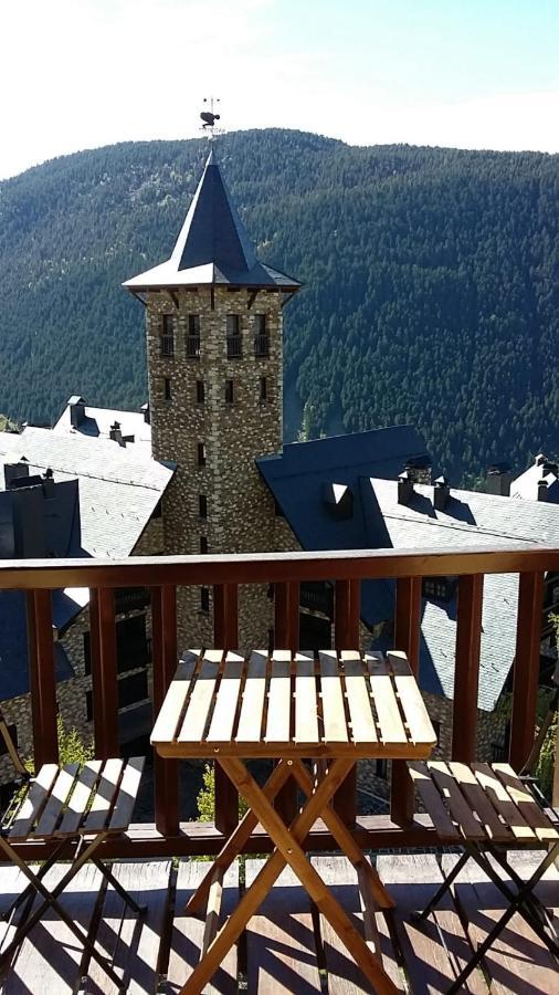 Apartamentos Tanau Бакейра-Берет Экстерьер фото