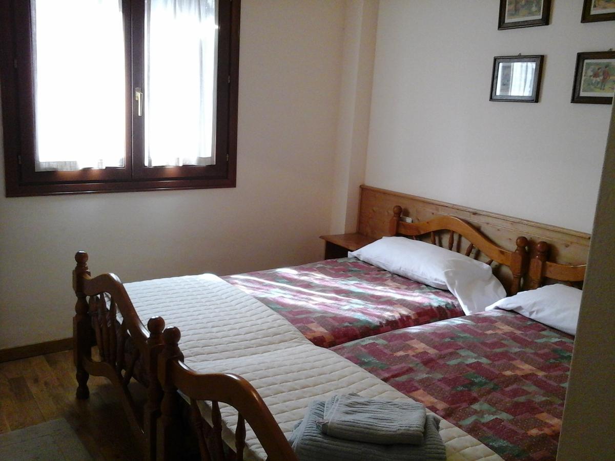 Apartamentos Tanau Бакейра-Берет Экстерьер фото
